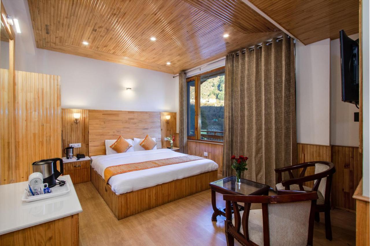 Vaibhav Regency Hotel Manāli Buitenkant foto