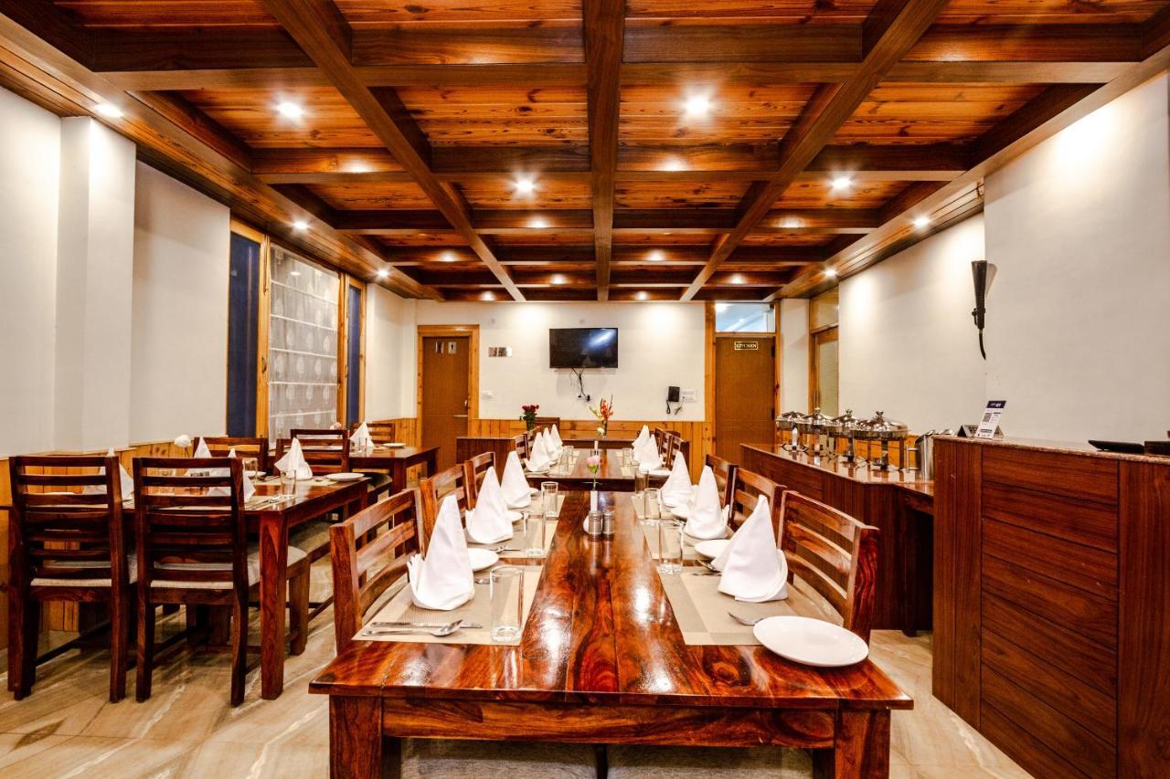 Vaibhav Regency Hotel Manāli Buitenkant foto